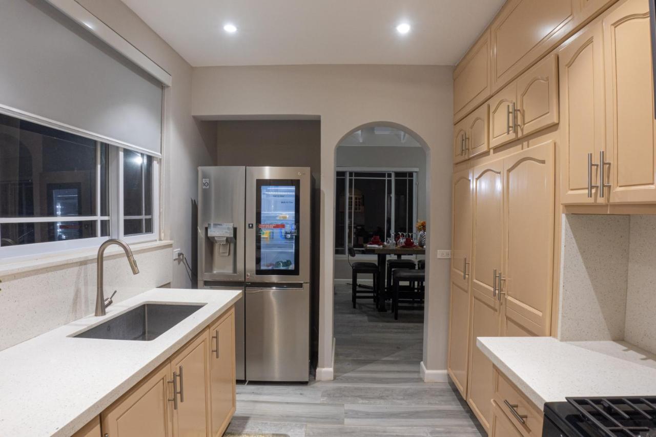 Soak'D Pineapple Villa Berrydale Exterior foto